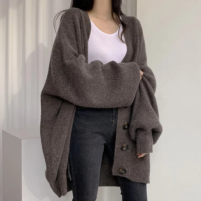Women's Oversized Solid Colour Knitted Cardigan