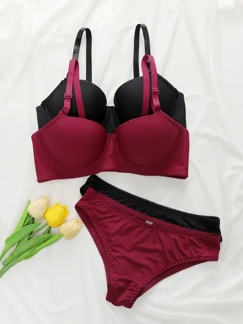 Women's Solid Basic Underwired Bra and Pants Set of 2