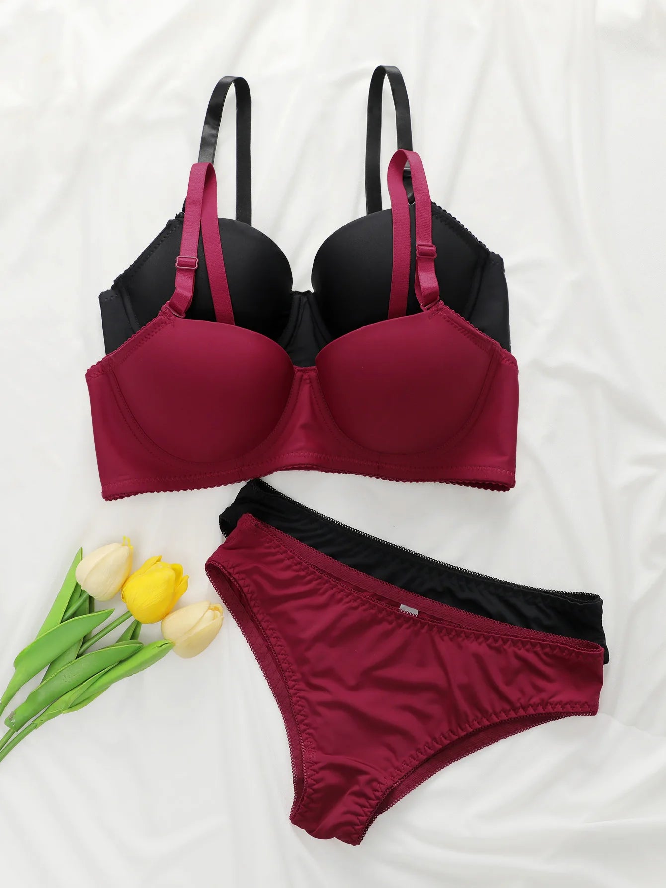 Women's Solid Basic Underwired Bra and Pants Set of 2
