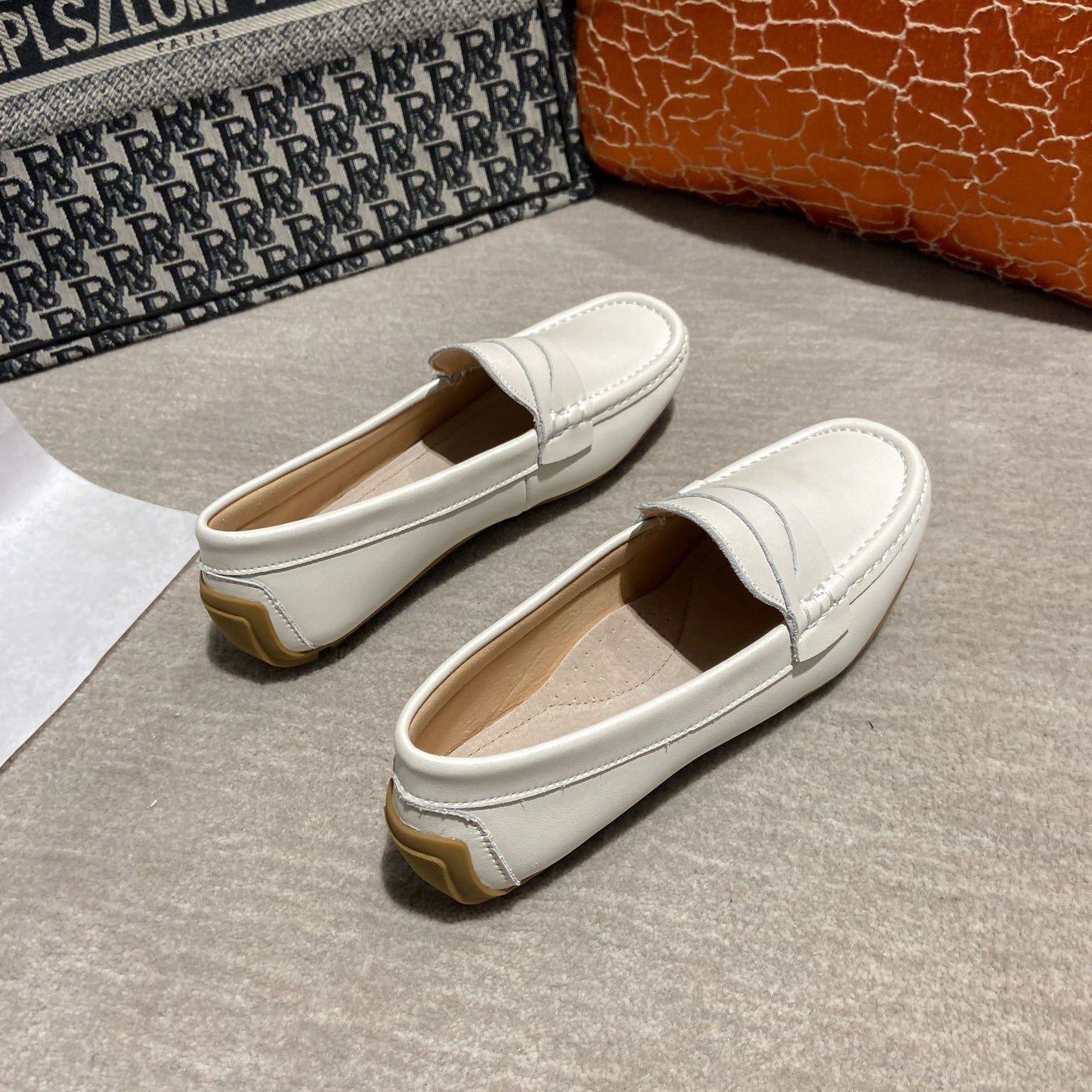 Women's Leather Loafer Style Flat Shoes Slip On Round Toe Footwear