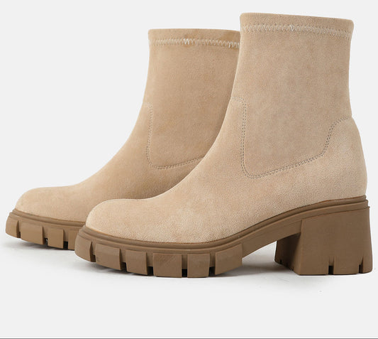 Women's Faux Suede Chunky Sole Pull On Ankle Boots