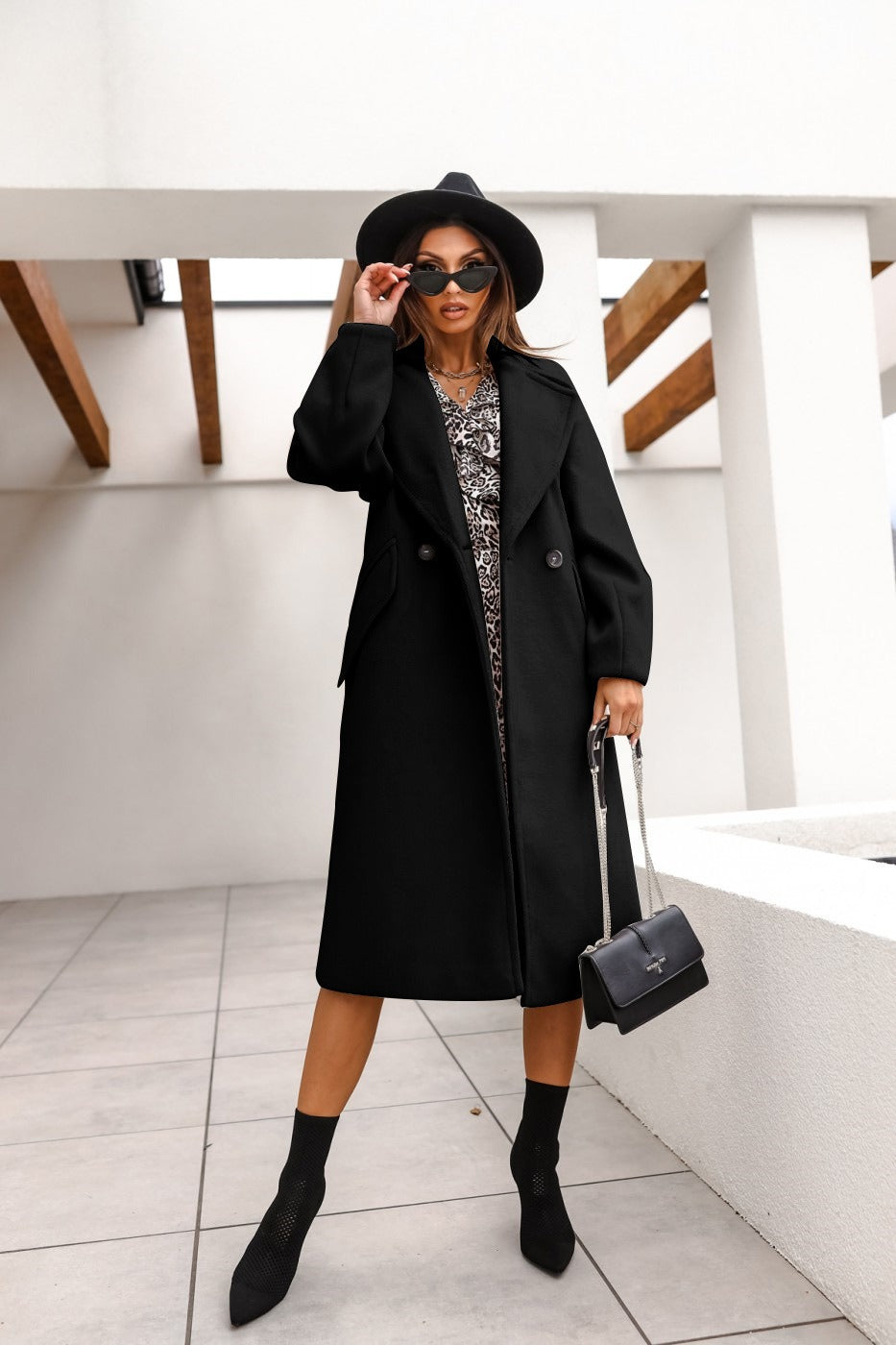 Women's Long Wool Coat V-Neck Collar One Button Close Midi Jacket