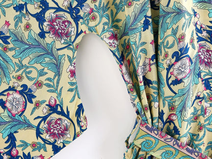 Bohemian Blue Floral Belted Short Kimono