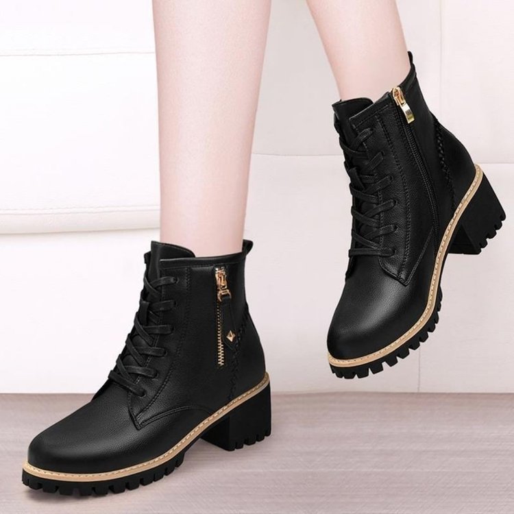 Women's Contrast Detail Lace Up PU Leather Thick Mid Heel Ankle Boots